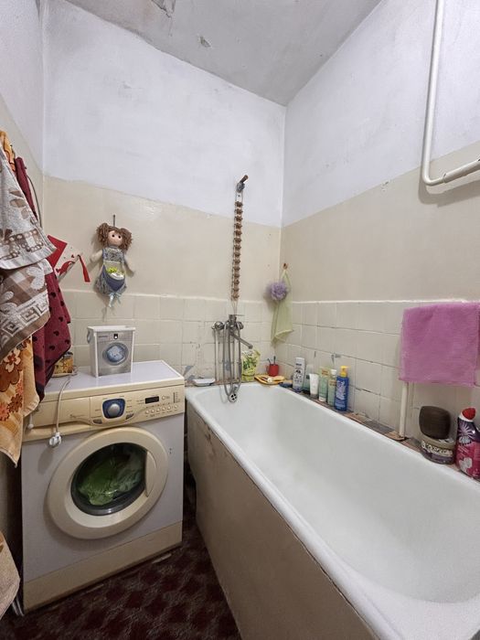 СРОЧНО! Можно в Ипотеку! Продам Юнусабад 18 квартал 2/2/4 СВОЯ