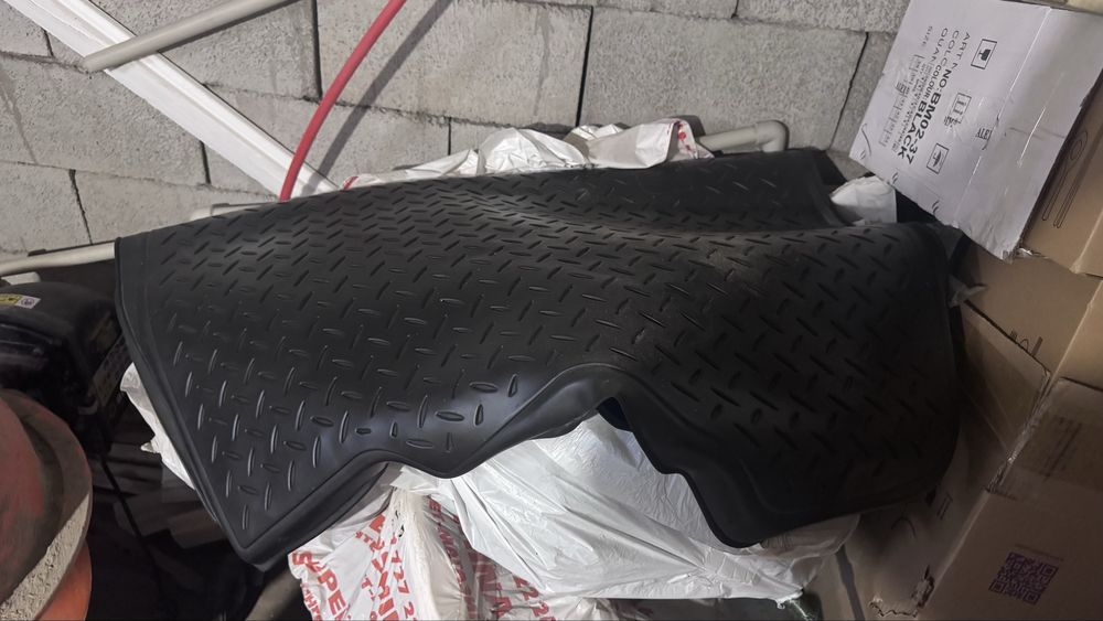 Коврик в багажник hyundai accent 2015