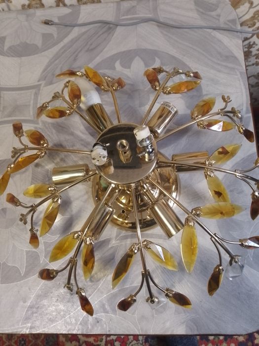 Люстра потолочная