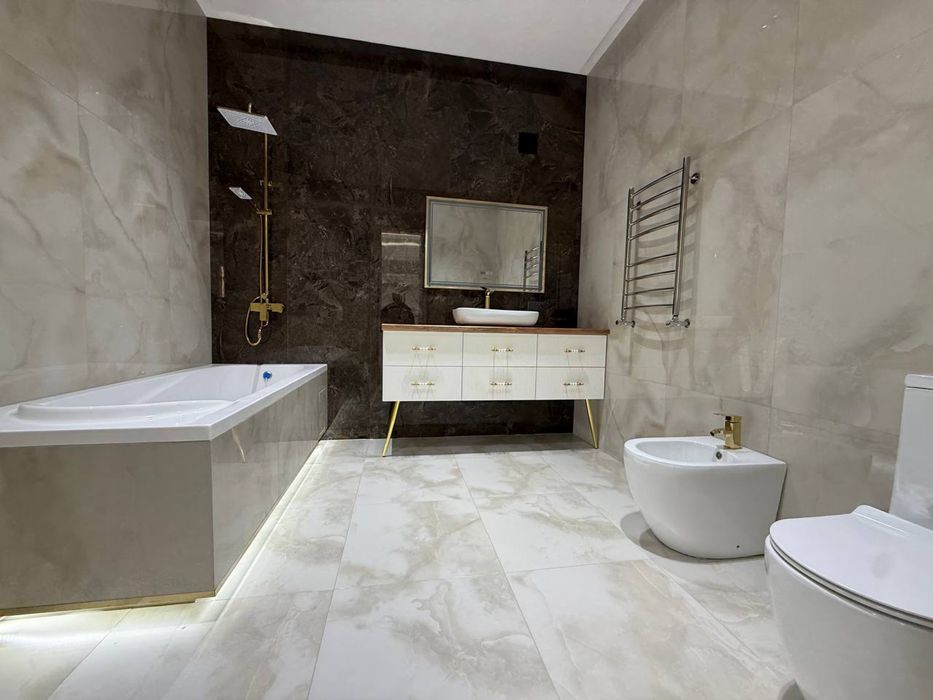 Продавец участка