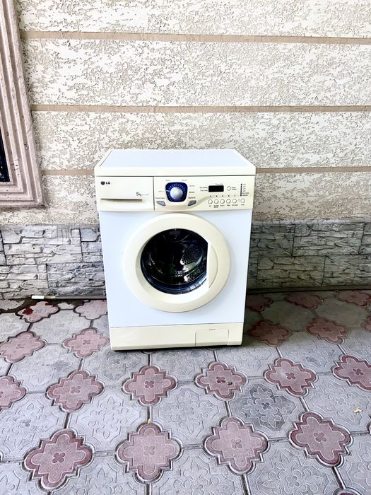 Продам стиральную машинку