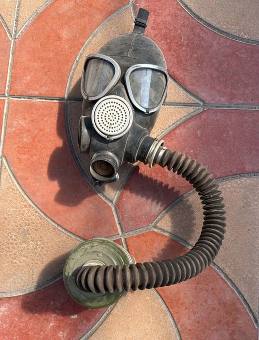 Противогаз для защиты