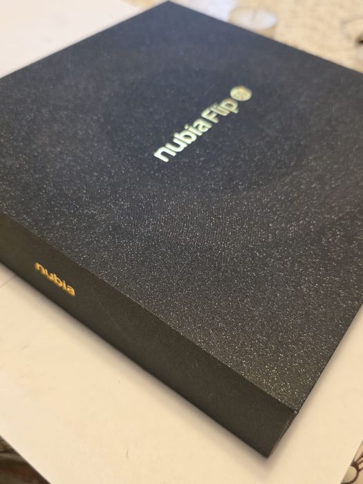 ZTE Nubia Flip 5G nou sigilat cu 2 ani garantie