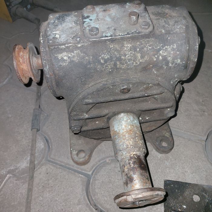 Продам редуктора