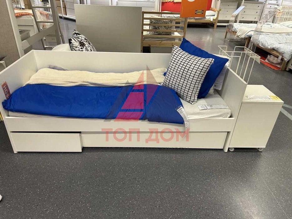 Дава се под наем Тристаен апартамент в Варна, Червен площад - 150 кв.м за 612 € - Снимка #4