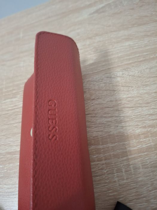 Vand URGENT si NEGOCIABIL ochelari GUESS originali