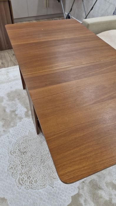 Стол для гостиной бу