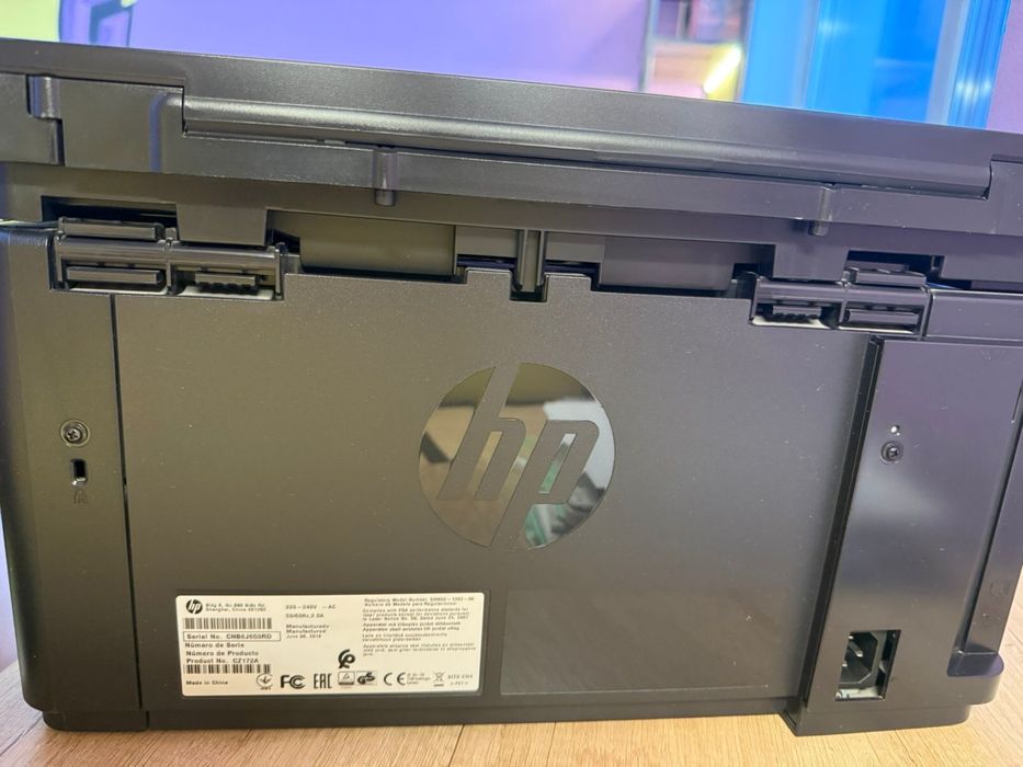 Продается Принтер (МФУ) hp