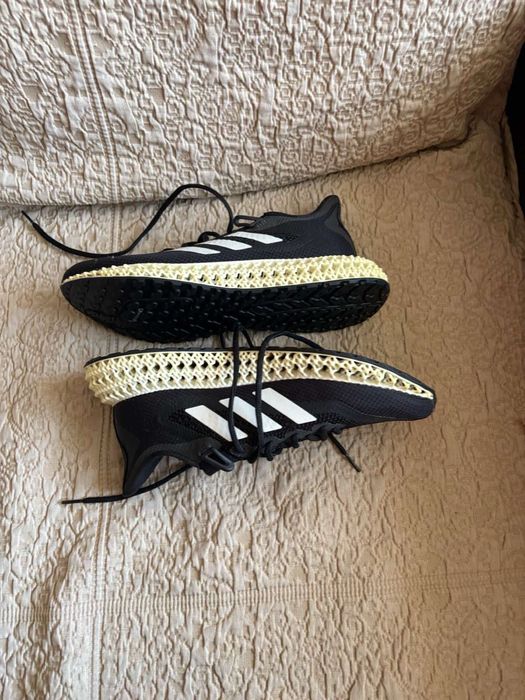 Маратонки adidas