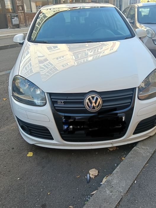 Vând Volkswagen Golf 5