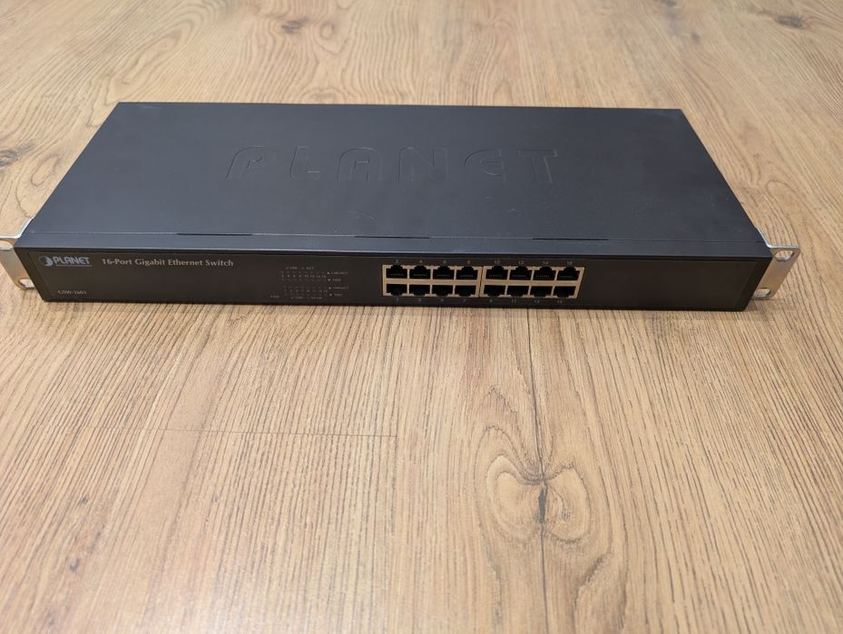 Switch PLANET GSW-1601 - 16 Porturi Gigabit Ethernet (Rackabil)