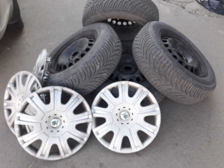 Set 4 roti iarna complete Anvelopa+Janta+Capac 195/65/R15