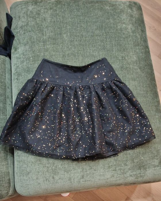 Подростковые юбки, кофты.