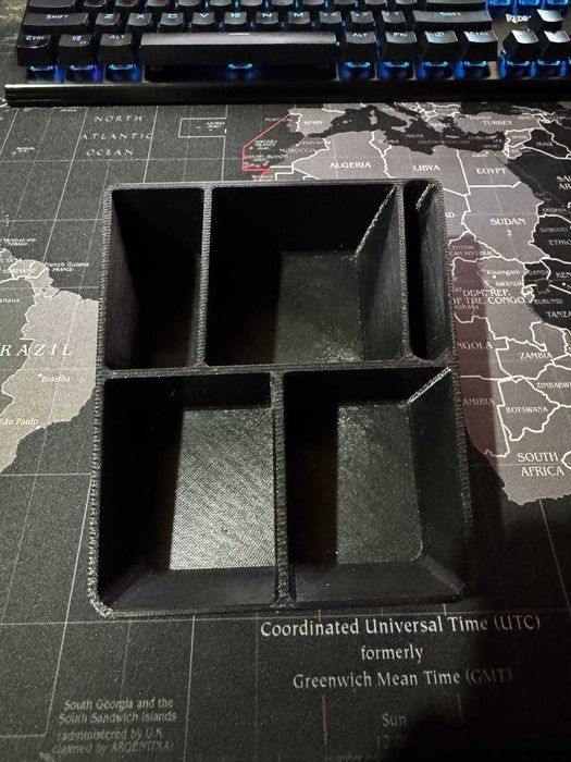 Organizator Dacia Spring suport telefon chei pahar