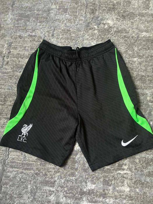Къси панталони Liverpool