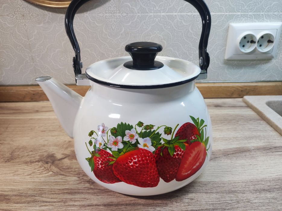 Чайник эмалированный 3л белый