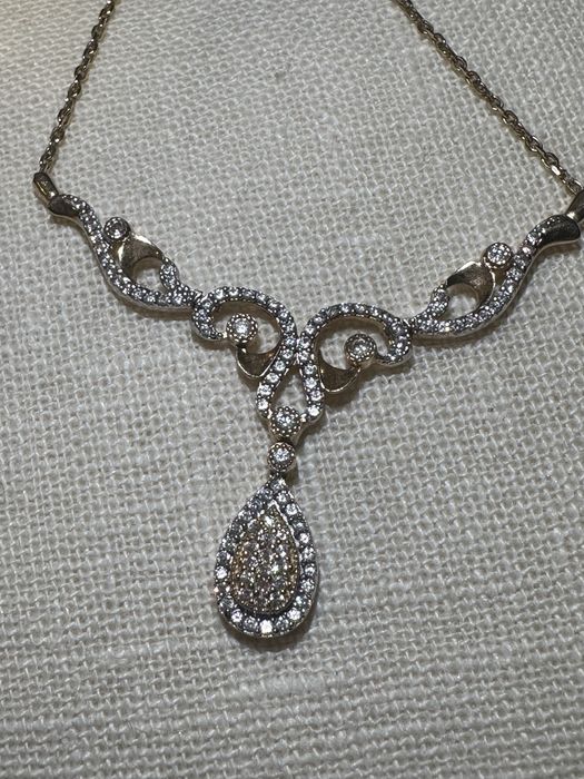 Уникално златно дамско колие