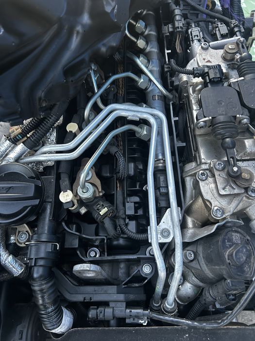 Injectoare BMW G20 B57 3.0 D Mild Hybrid 2021