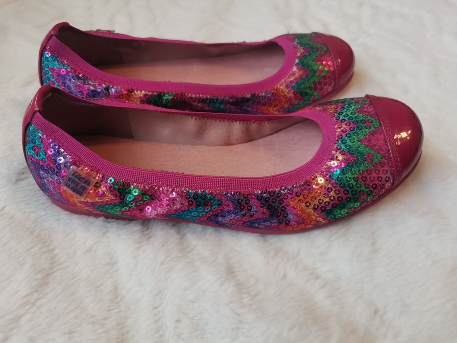 Нови  балеринки на  Agatha Ruis De La Prada, 34 номер.

Цена 35 лв