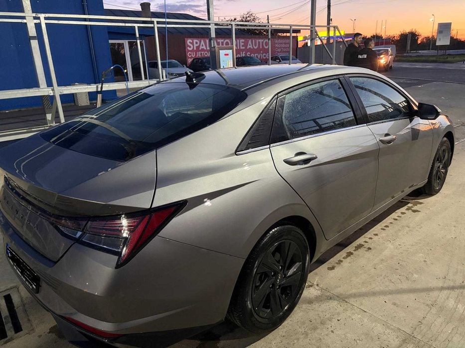 Hyunday Elantra Highway