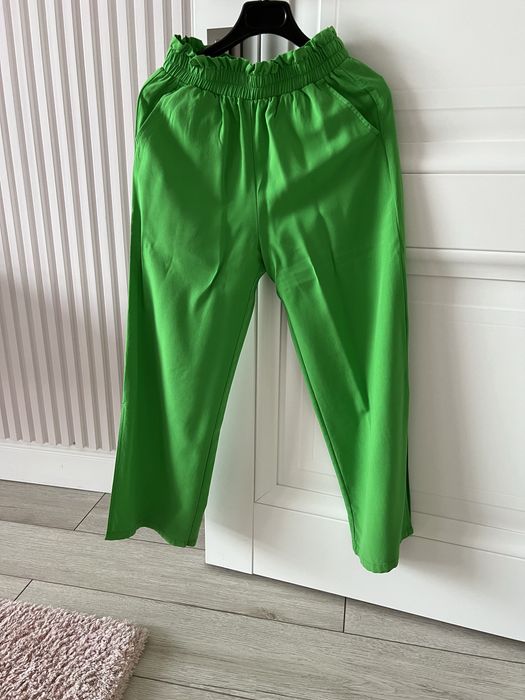 Продам одежду для девочки