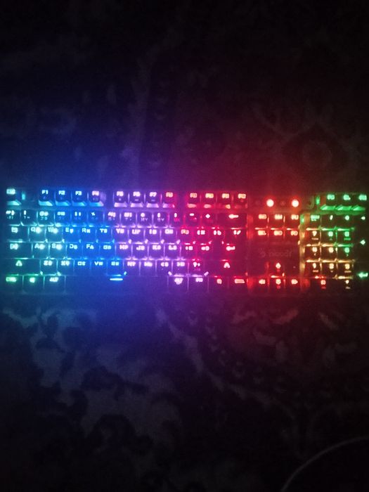 Прода клавиатуру игровую