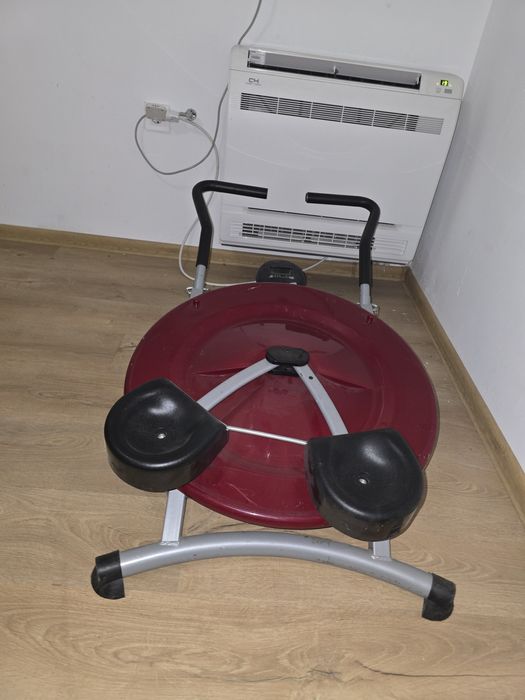 Продава се Уред за домашни упражнения
Ab Circle Pro
В ново състояние.