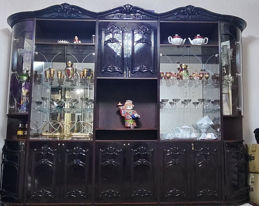 Стенка. Сервант. Горка