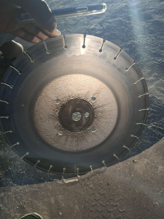 Шварез, асфалтарез, бетонарез.