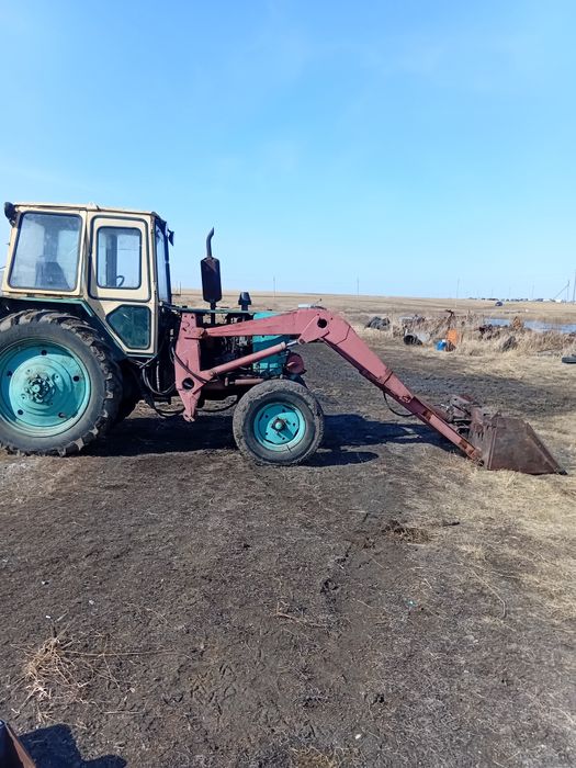 Трактор ЮМЗ продам