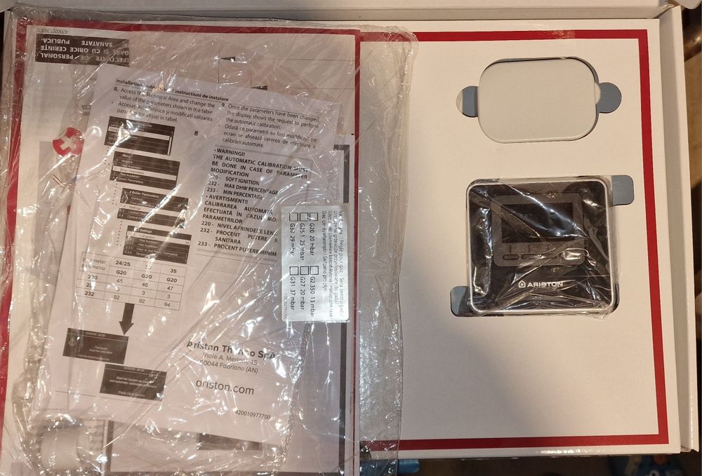 Termostat Ariston Cube