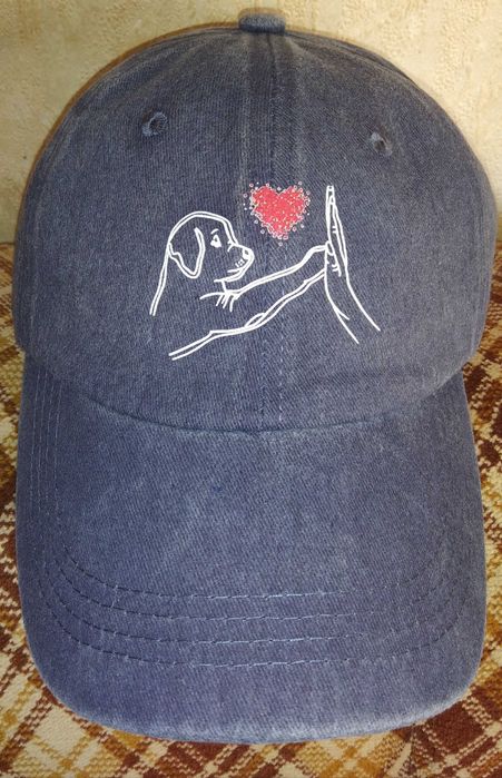 Лятна шапка с дизайн