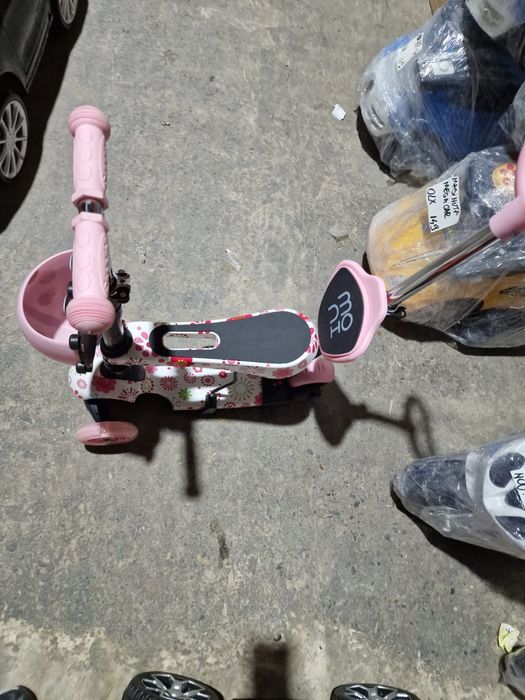 Trotineta evolutiva Moni Scooter 3 in 1 Lollipop Pink