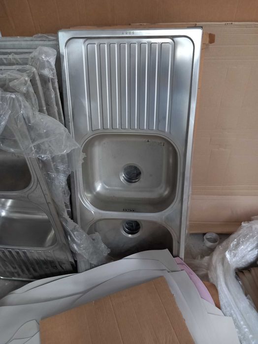 Корита за кухненски мивки - единични и двойни