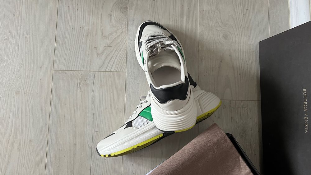 Bottega Veneta - Оригинални трейнъри - 42.5