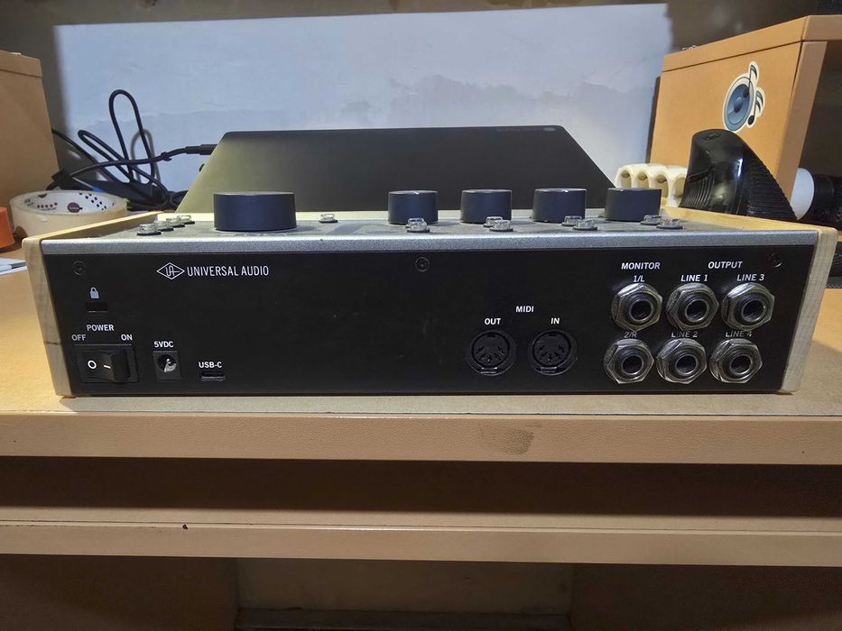 Universal Audio Volt 476p USB Audio Interface, Звукова карта