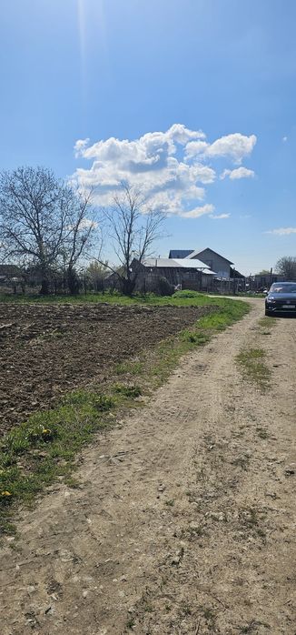 Vând teren Dragomirești  Dâmbovița , 1400 mp , 22€ mp