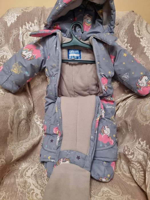 Продам комбенизон для девочки