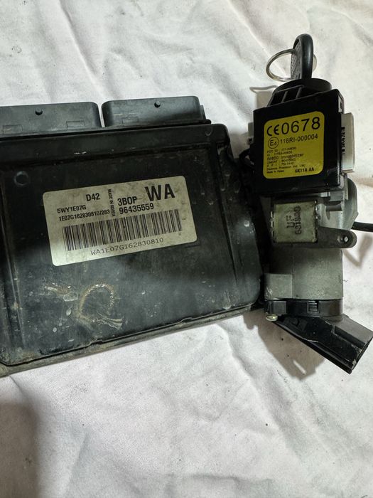 Kit pornire chevrolet aveo 2003-2008 ecu contact panouri rele 96435559
