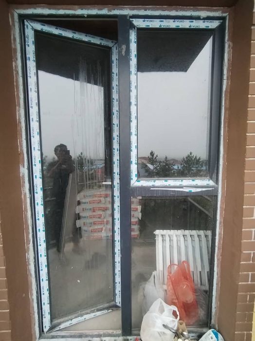 Продам окна балконные. Есть два окна,