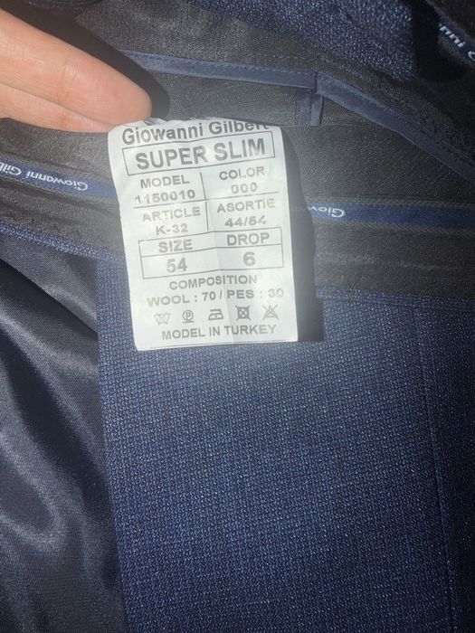 Костюм тройка с галстуком