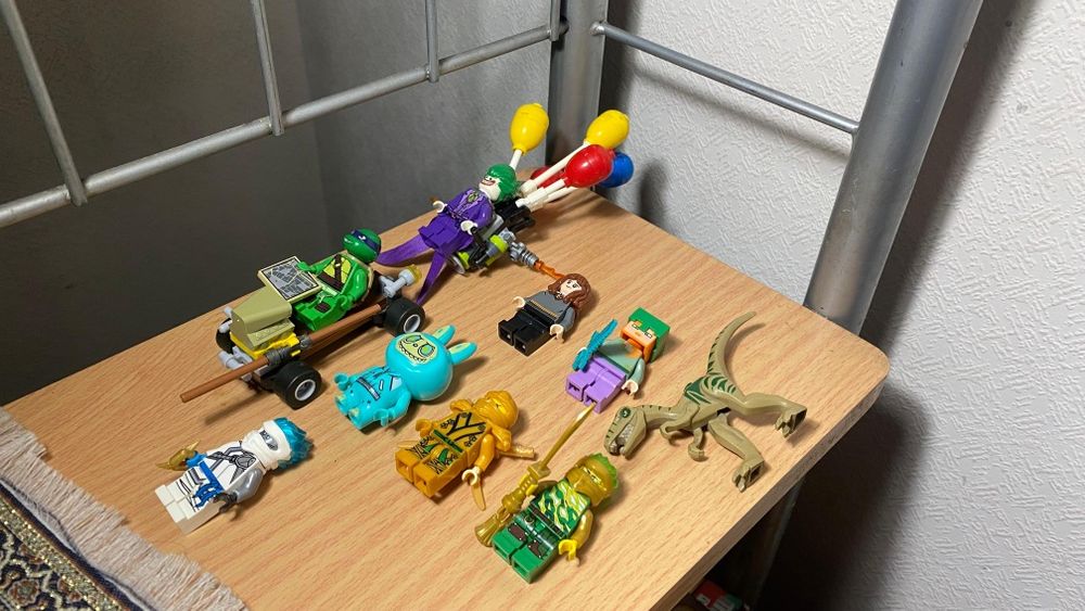 Аналоговые Минифигурки лего