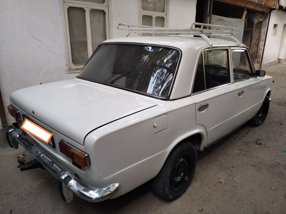 Ваз 2101  прицепи билан сотилади.