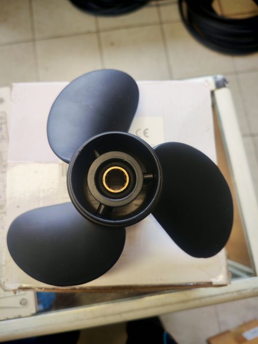 Винт,пропелер за Merkury