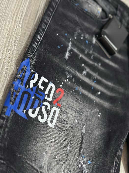 Blugi scurti dsq negri