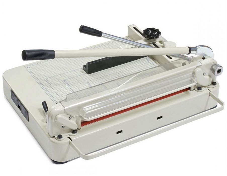 BW-868 Gilotinniy A3 formatdagi rezak sotiladi