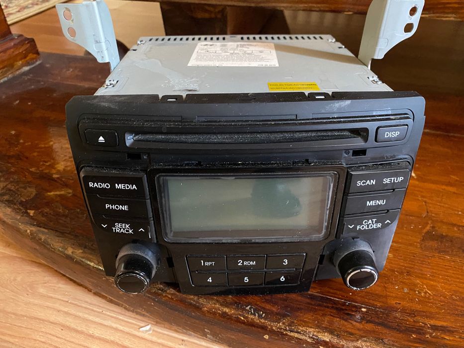 Магнитола Хюндай 2013года