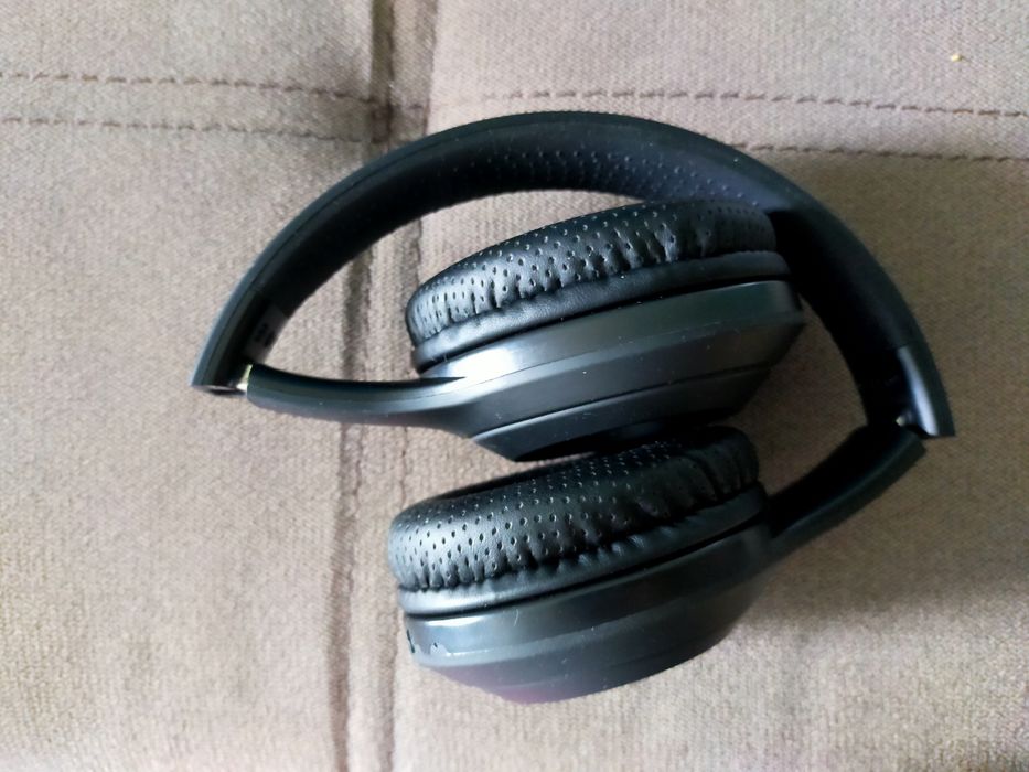 Bluetooth наушники Celebrat A24