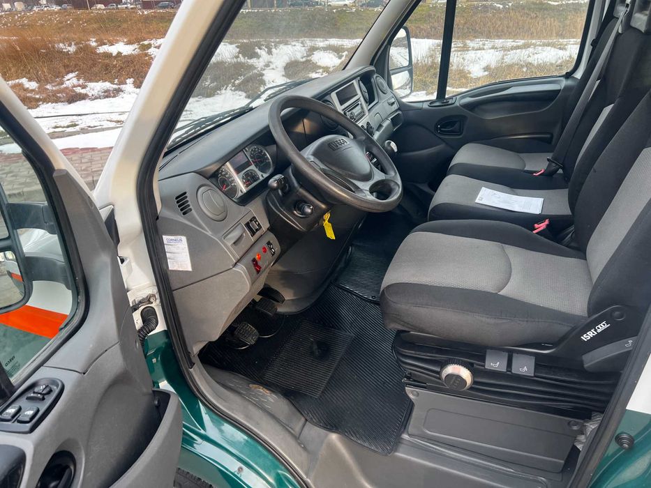Iveco Daily 35C 17 - basculabila pe cutie / sateliti blocabili