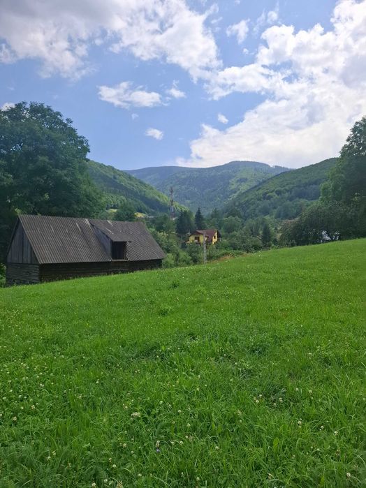 Vând teren intravilan